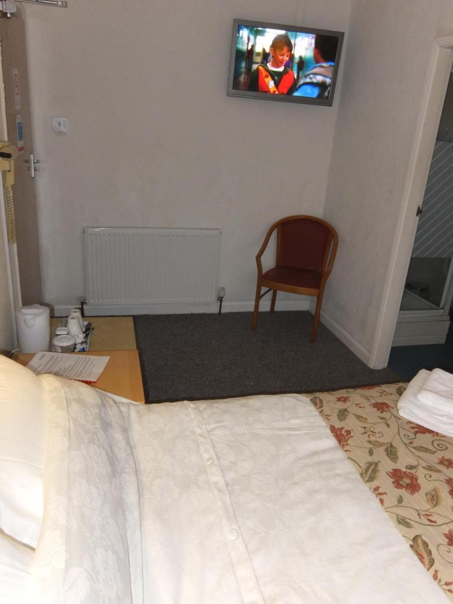The Monsell Hotel - Housity