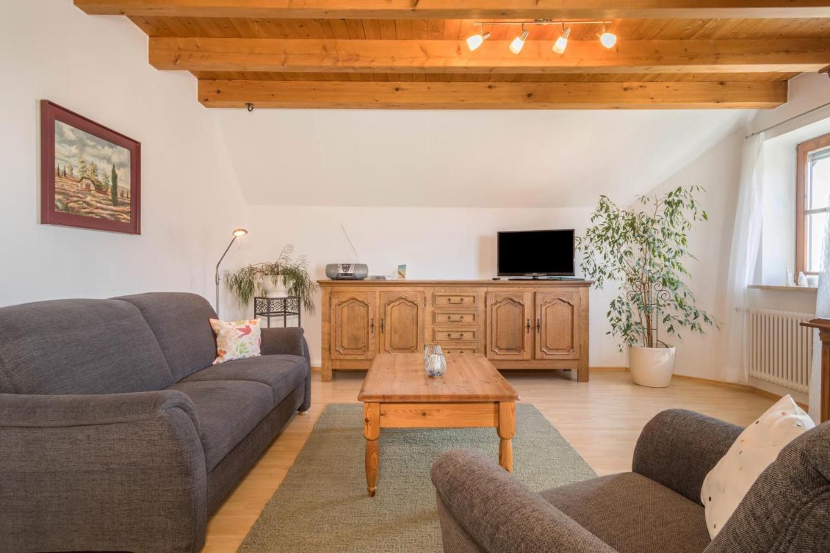 Ferienwohnung Ursula Hiemer 1 - Housity
