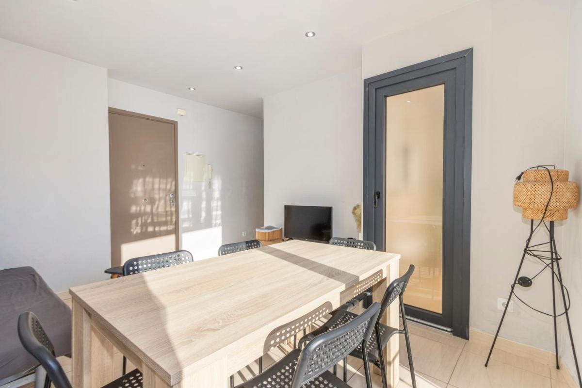 Cal Benet 3 - Housity