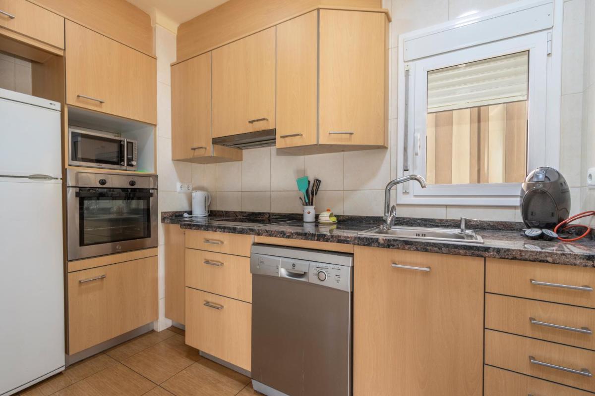 Cal Benet 3 - Housity