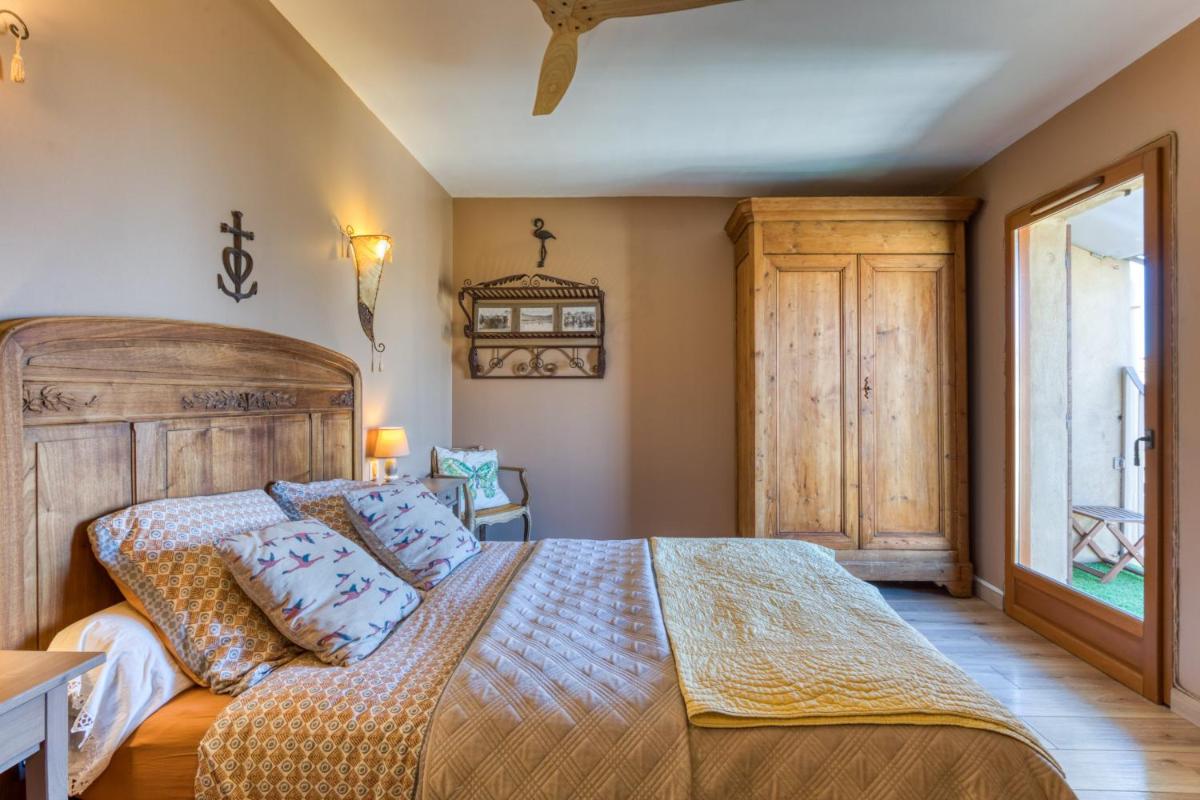 Porte Saint-Louis - Petite Camargue - Housity