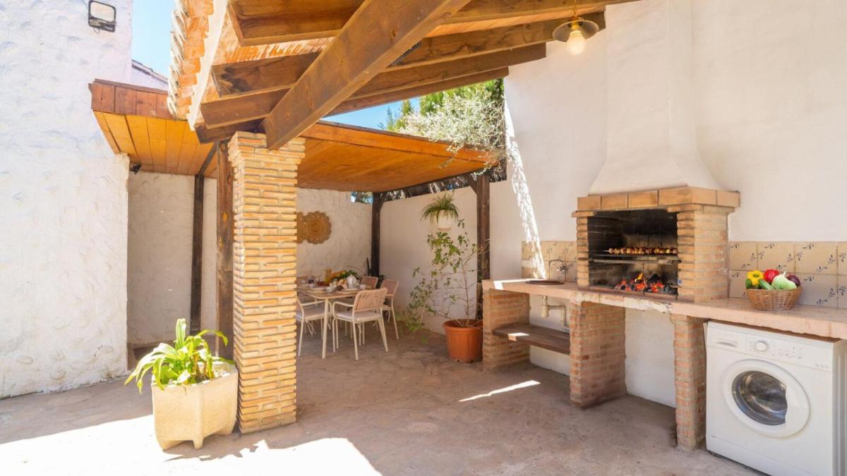 Casa Tomas Antequera - La Higuera by Ruralidays - Housity