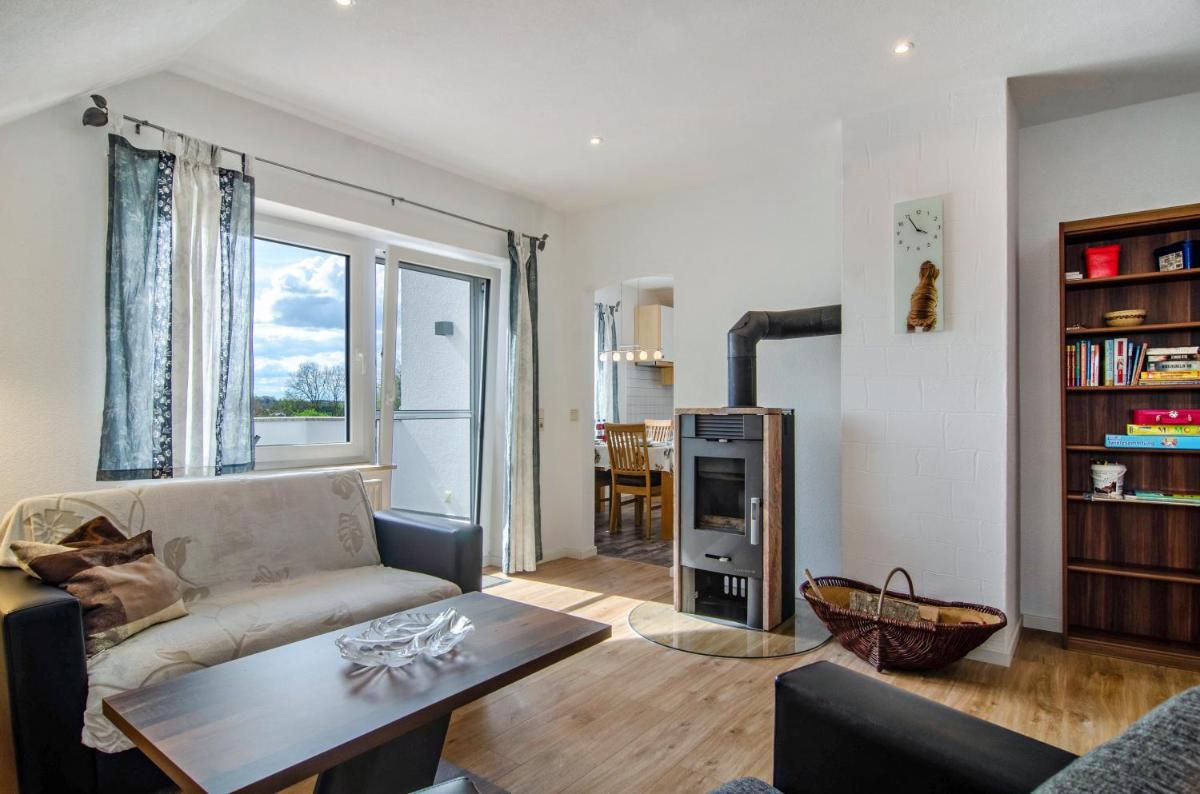 Ferienwohnung Arnold Laubbach - Housity