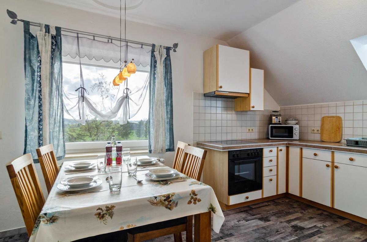 Ferienwohnung Arnold Laubbach - Housity