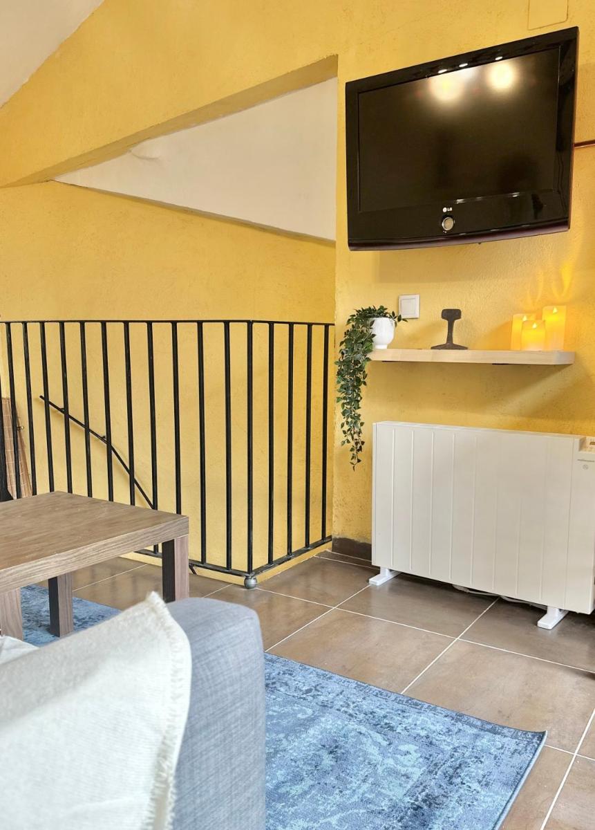 Casa medieval en Montblanc centro - Housity