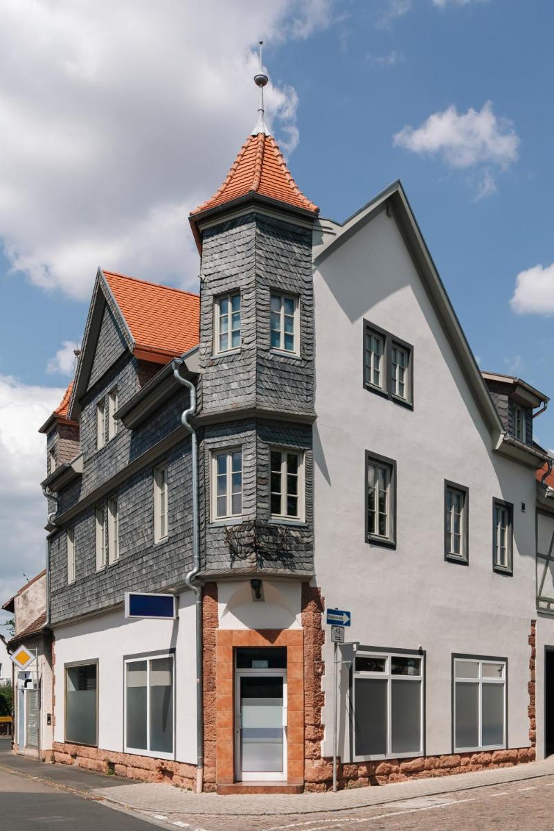 Eckhaus - Wohnen auf Zeit - Housity