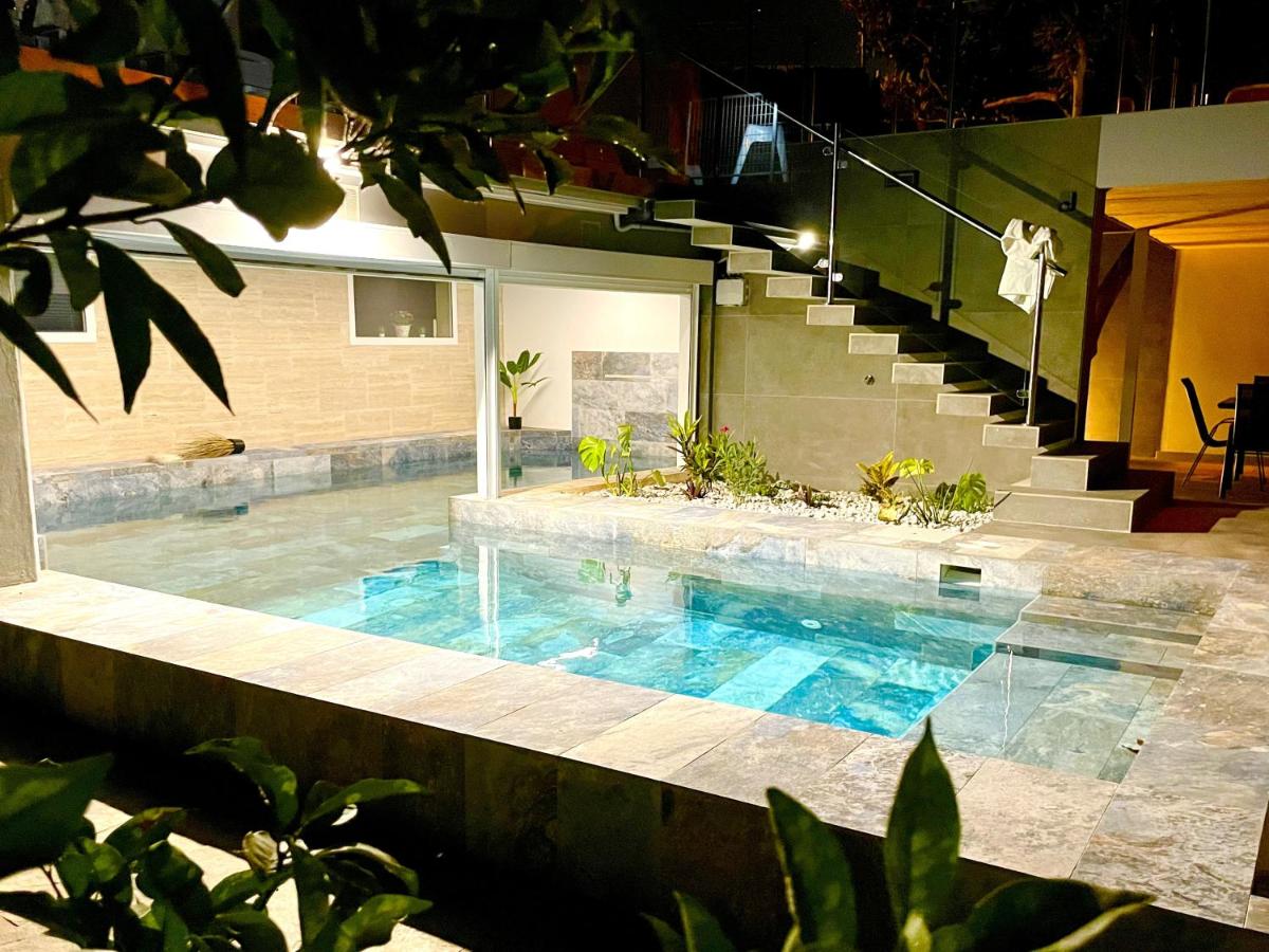 Parralito Garden Oasis - Housity
