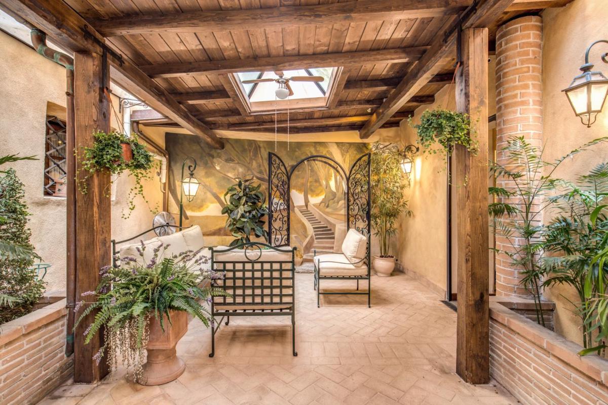 Residenza San Calisto - Housity