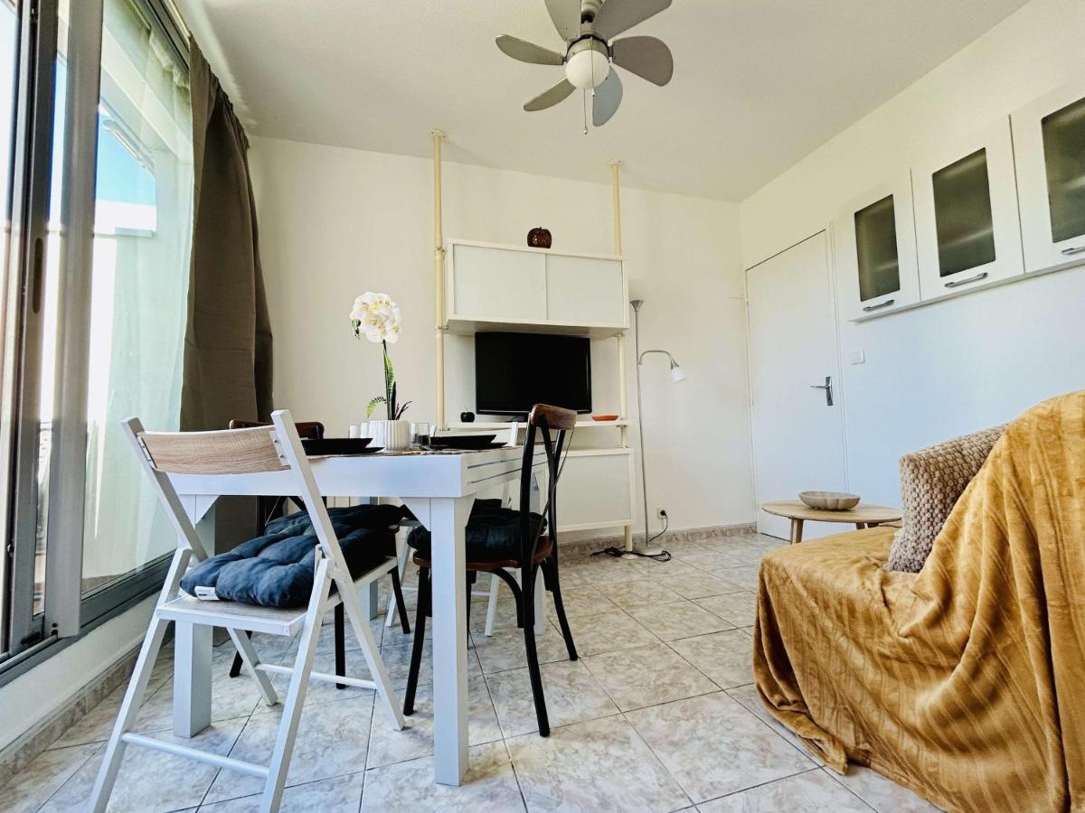 Confortable T2 avec terrasse privée près des Thermes et du centre-ville à Balaruc-les-Bains - FR-1-553-144 - Housity