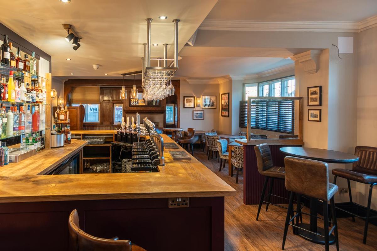 Colwall Park - Hotel, Bar &amp; Restaurant - Housity