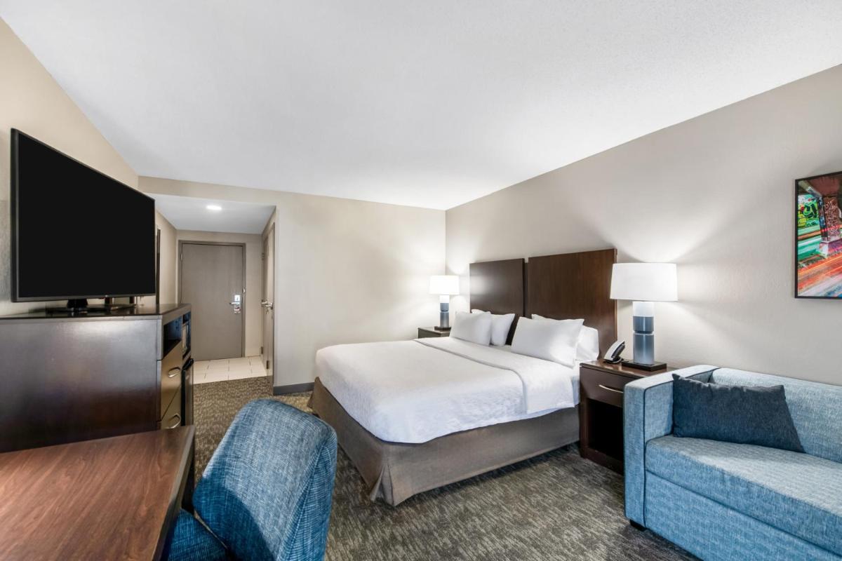 Hampton Inn Milledgeville - Housity