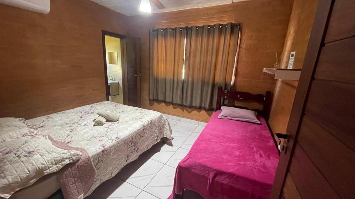 Flat com 2 quartos 2 banh AR e uma vista espetacular na área central de GV com cozinha completa-Bom p grupos ou familias ou empresas - Housity