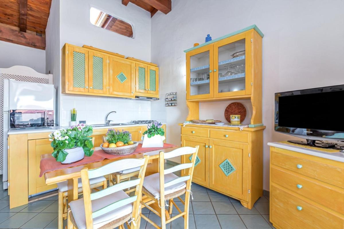 Casa Pitti 200m From The Beach - Happy Rentals - Housity