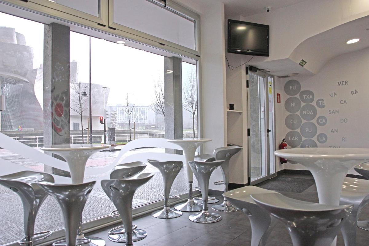 Botxo Gallery - Youth Hostel Bilbao - Housity