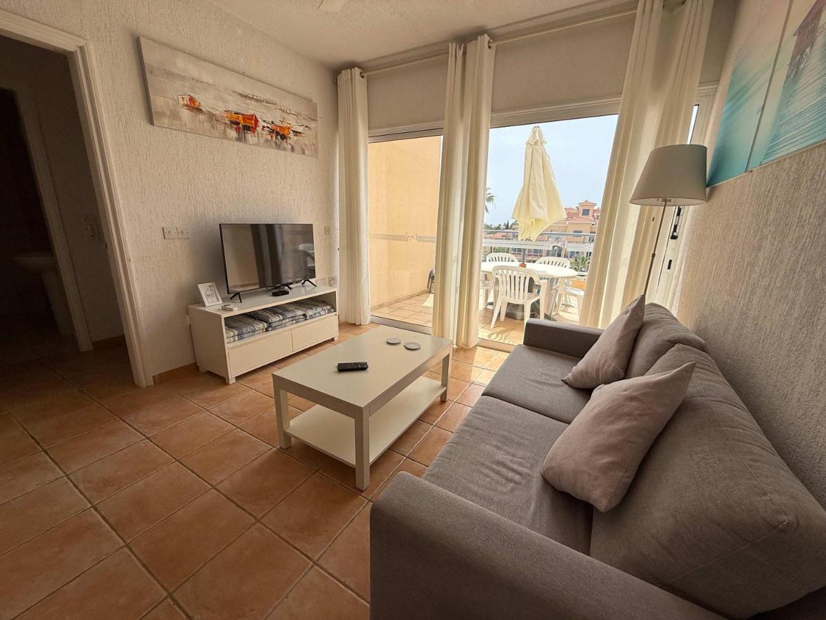 Limnaria Gardens - 1 bedroom, sunny apartment with stunning pool views - Hizvo
