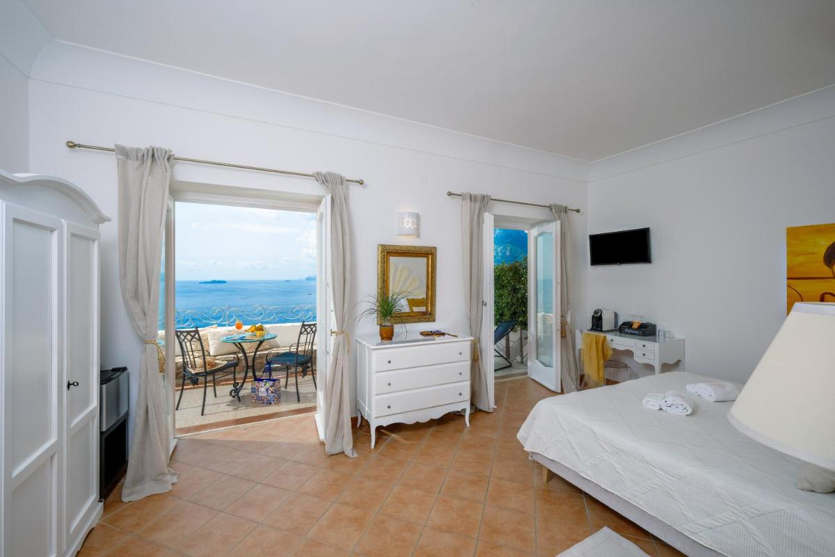 Villa Santa Chiara Positano Suites - Housity
