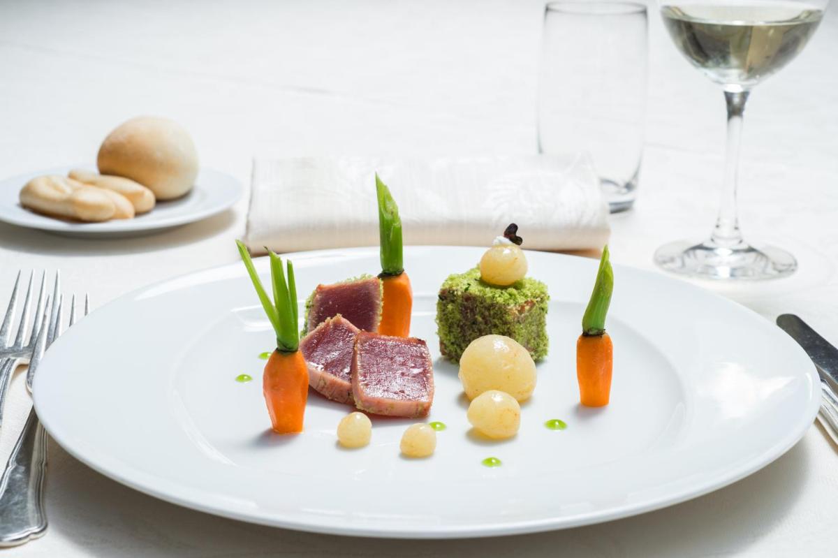Hotel Hermitage - Housity