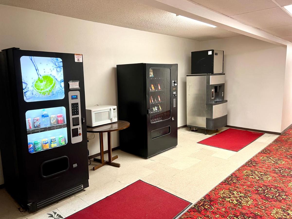 Americas Best Value Inn Laramie - Housity