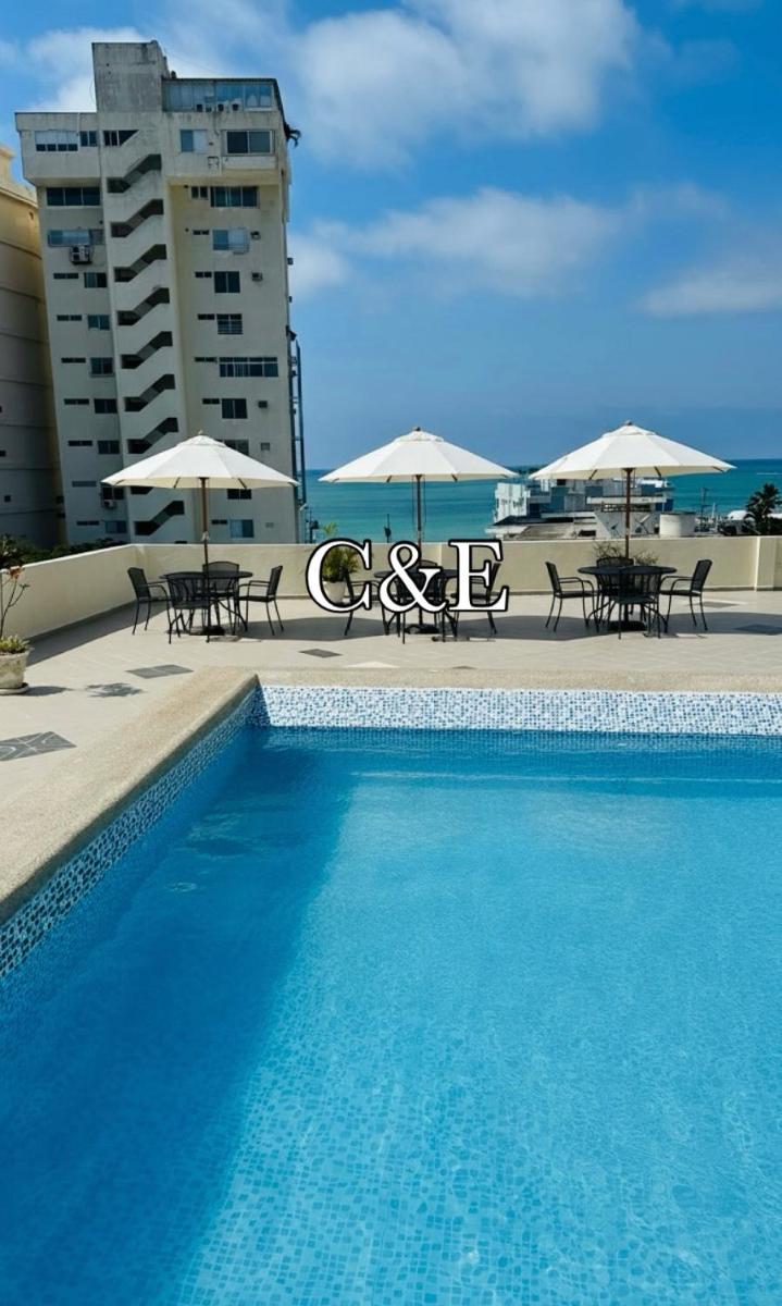 C&E ALOJAMIENTOS , Apartamentos a una calle de la Playa & Malecón - Hizvo
