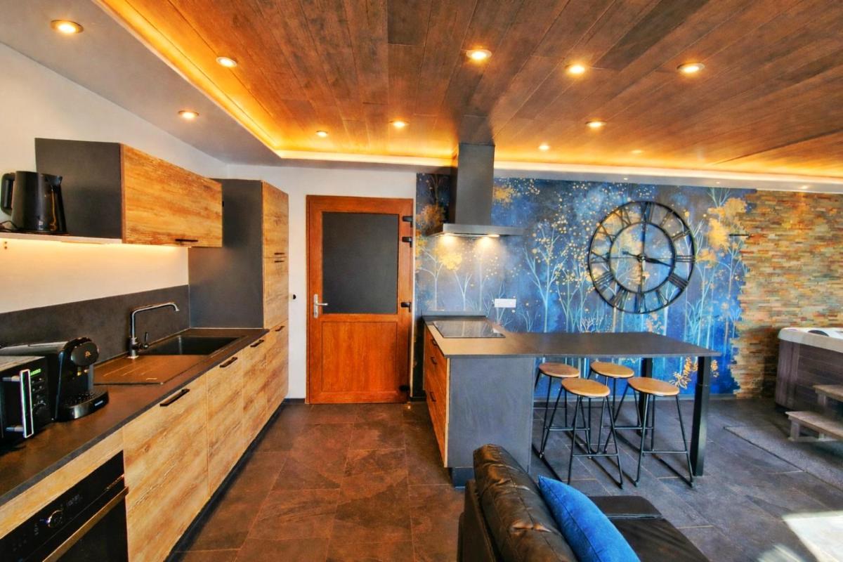 COCOON SPA-4 Pers-Jacuzzi-Parking-Jardin-Clim-Colmar - Housity