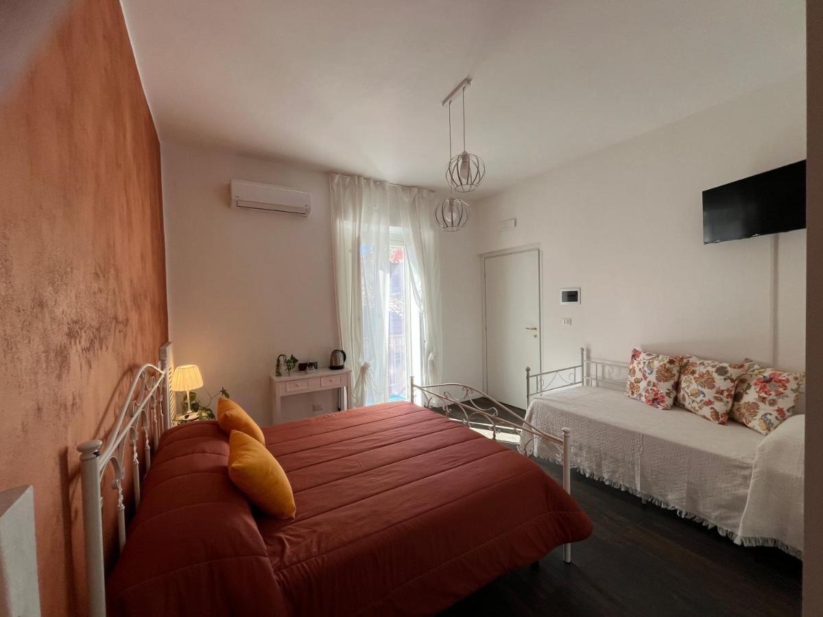 Civico 210 - Comfort rooms nel borgo di Itri - Housity