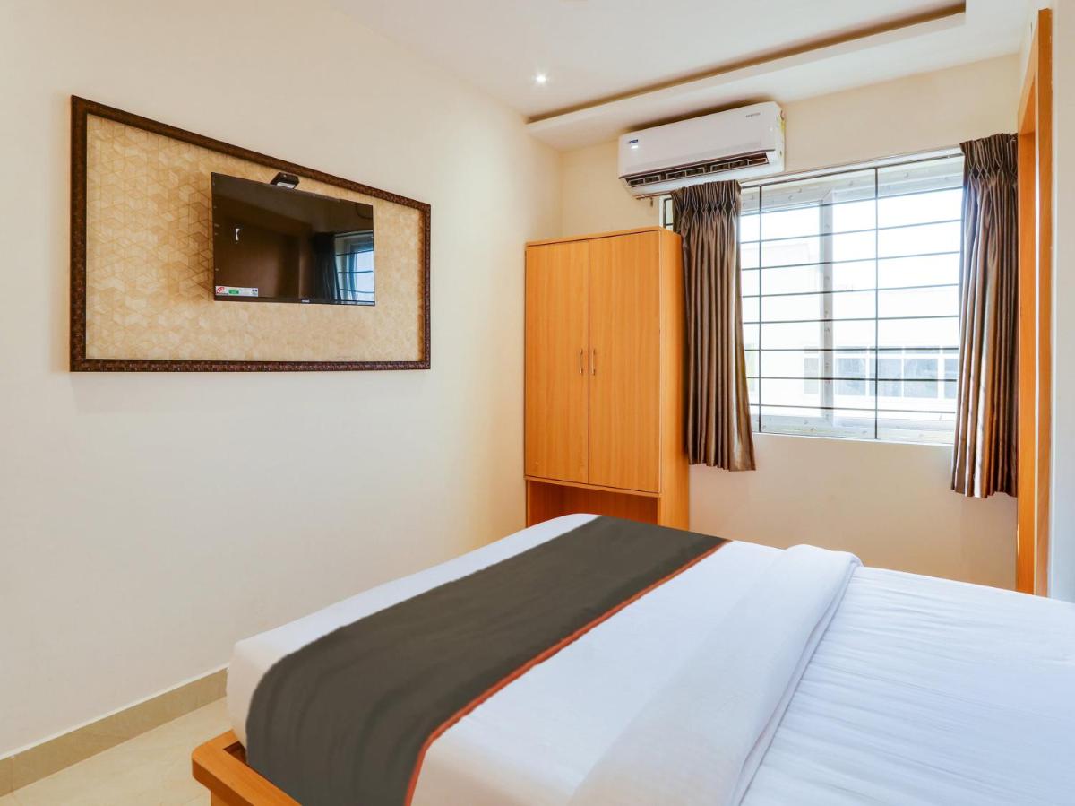 Super Collection O Hills Suites - Housity