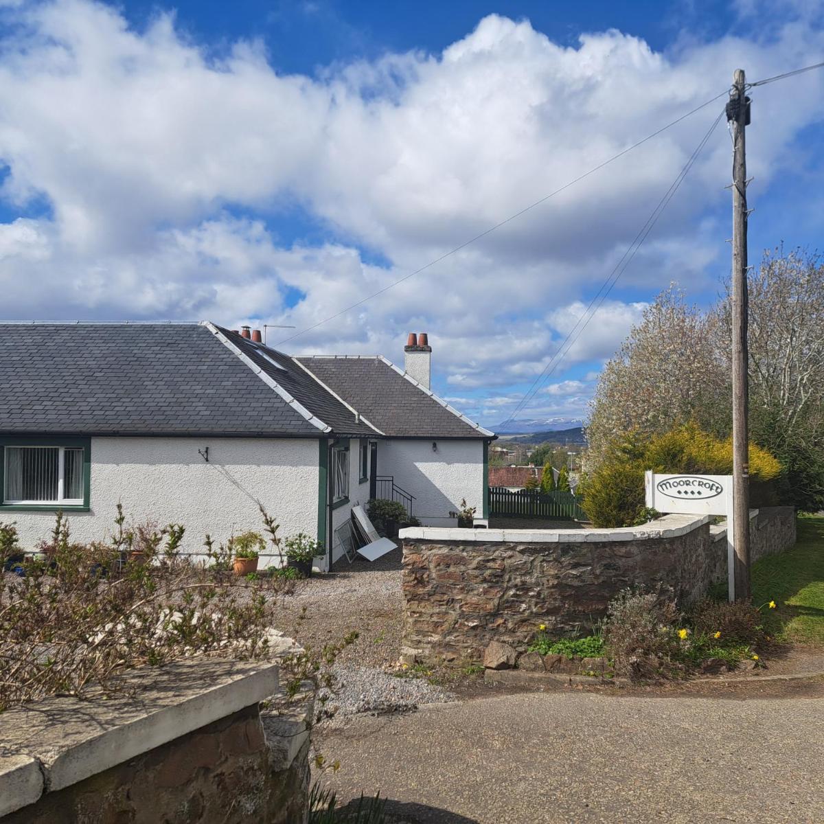 Moorcroft Guest House - Housity