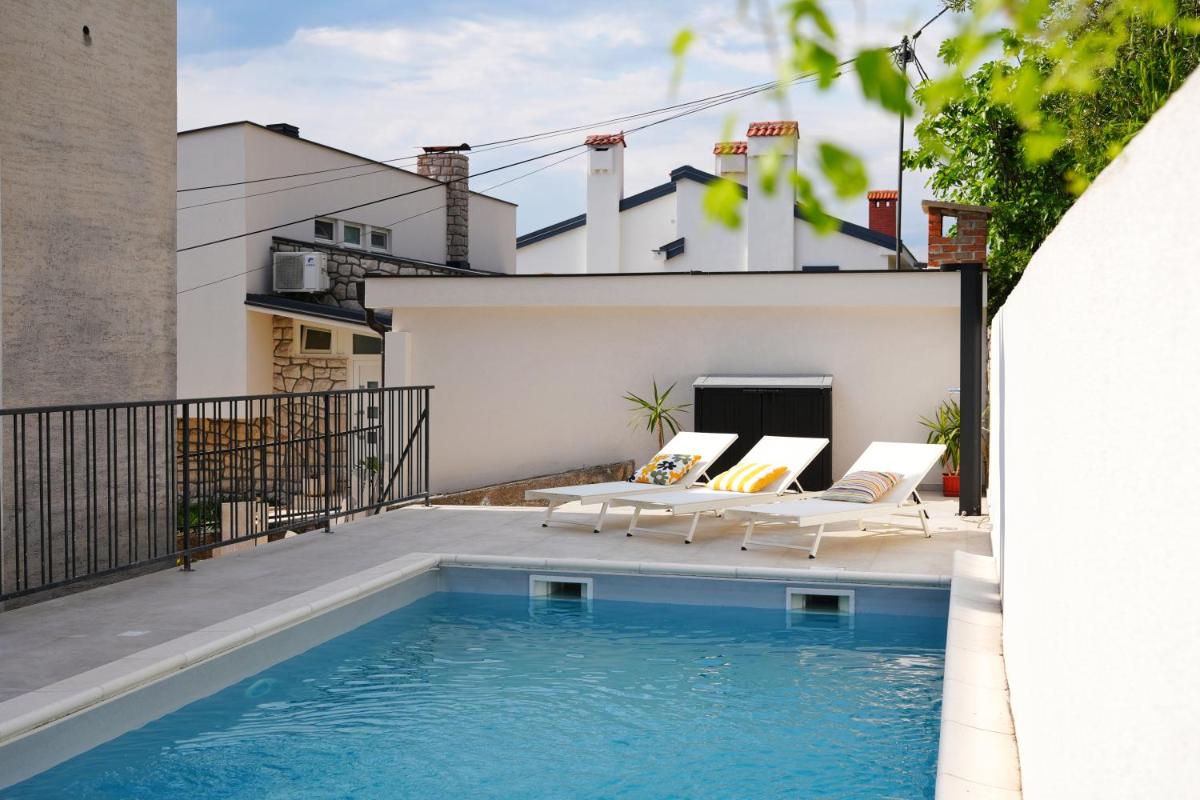 Apartments Matejčić - Housity