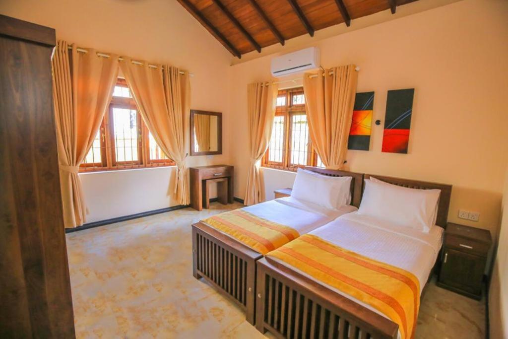 Negombo Andersson Luxury House - Housity