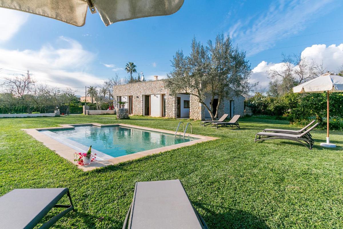 Country House Es Serral - Housity