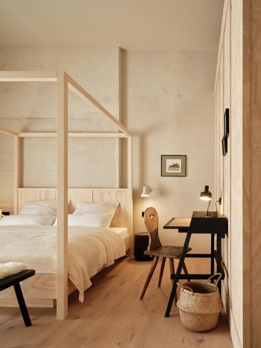 Hotel Haus Ella - Housity