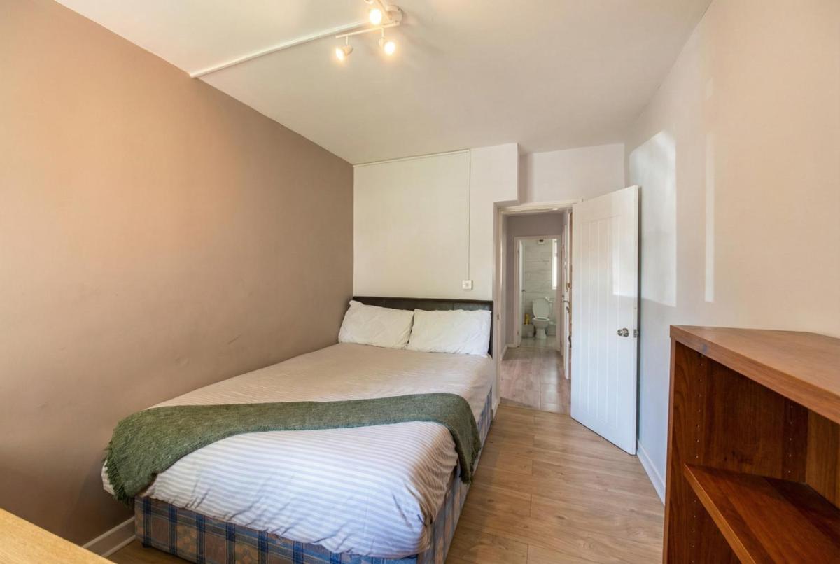 Conmere Square Apartment - Housity
