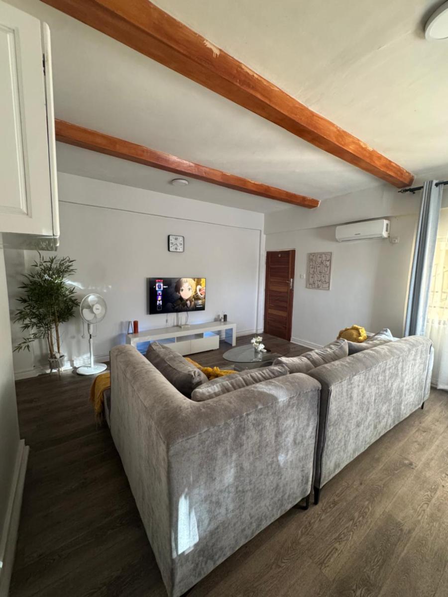 The Mallside Apartments-Roadside - Housity