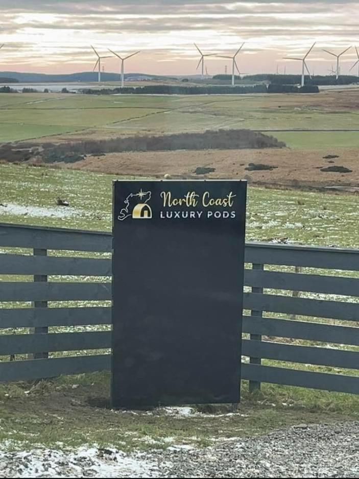 The Stags Den - North Coast Luxury Pods - Housity