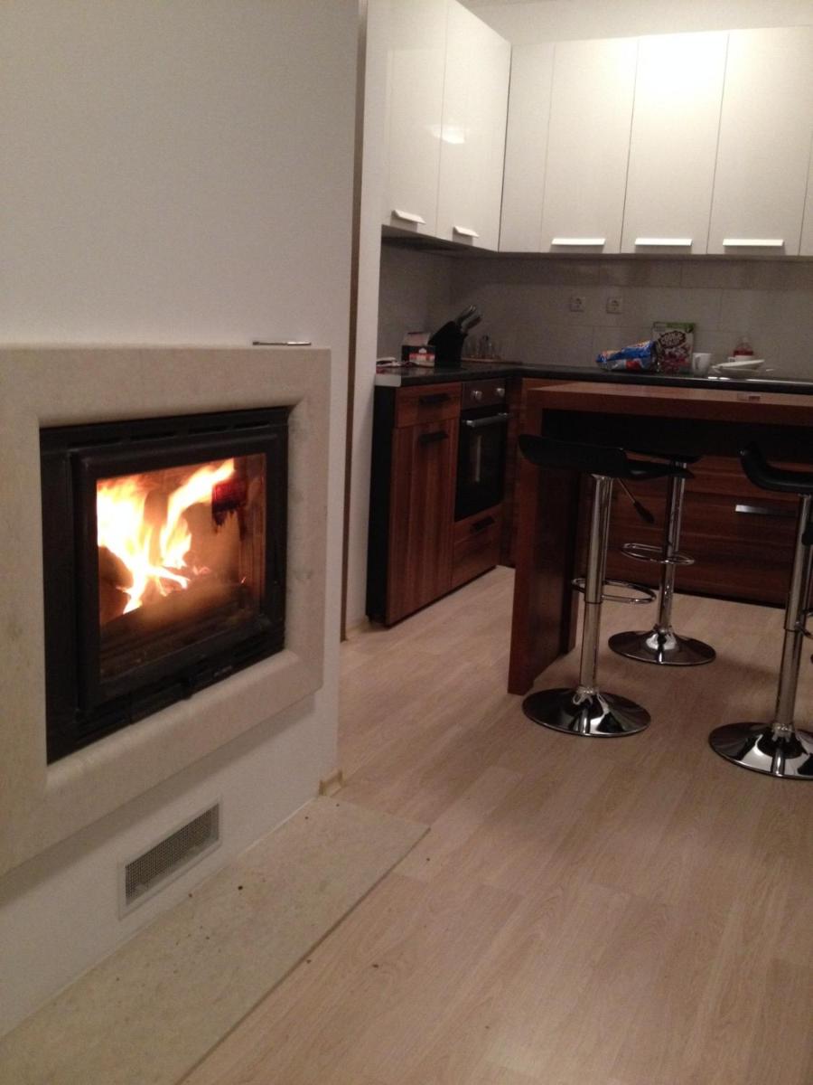 Roy's Apartment in St John Park - Housity
