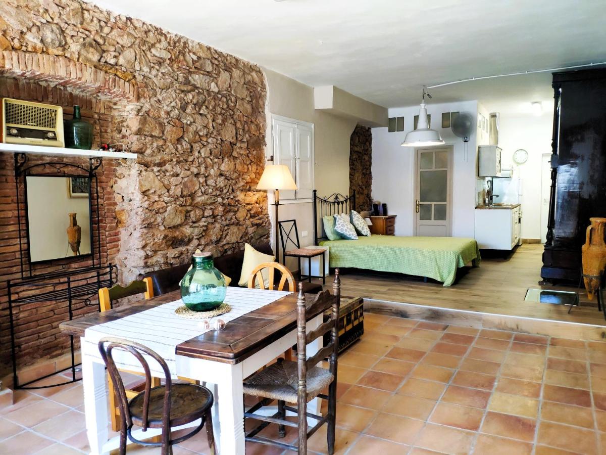 Costa Brava Soul - Housity