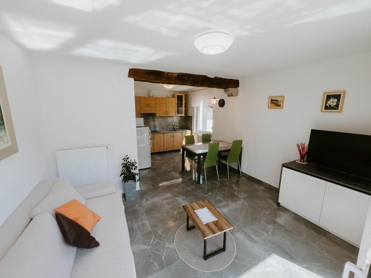 Apartment Konavec - Housity