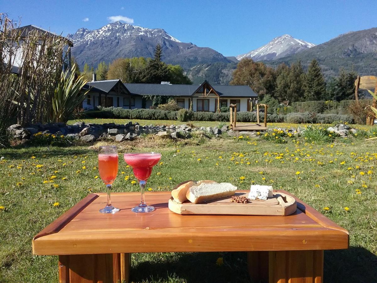 Hosteria El Hoyo - Housity