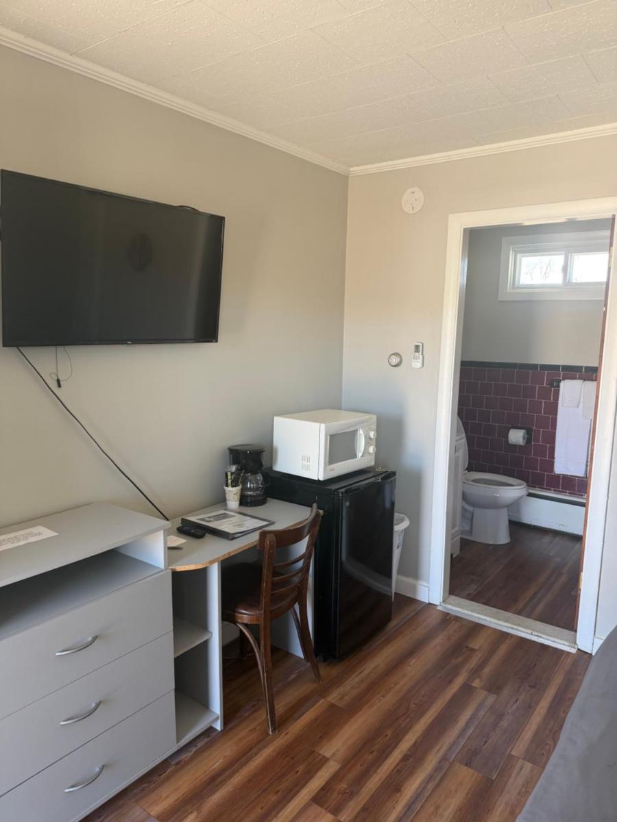 Farmington Motel - Housity