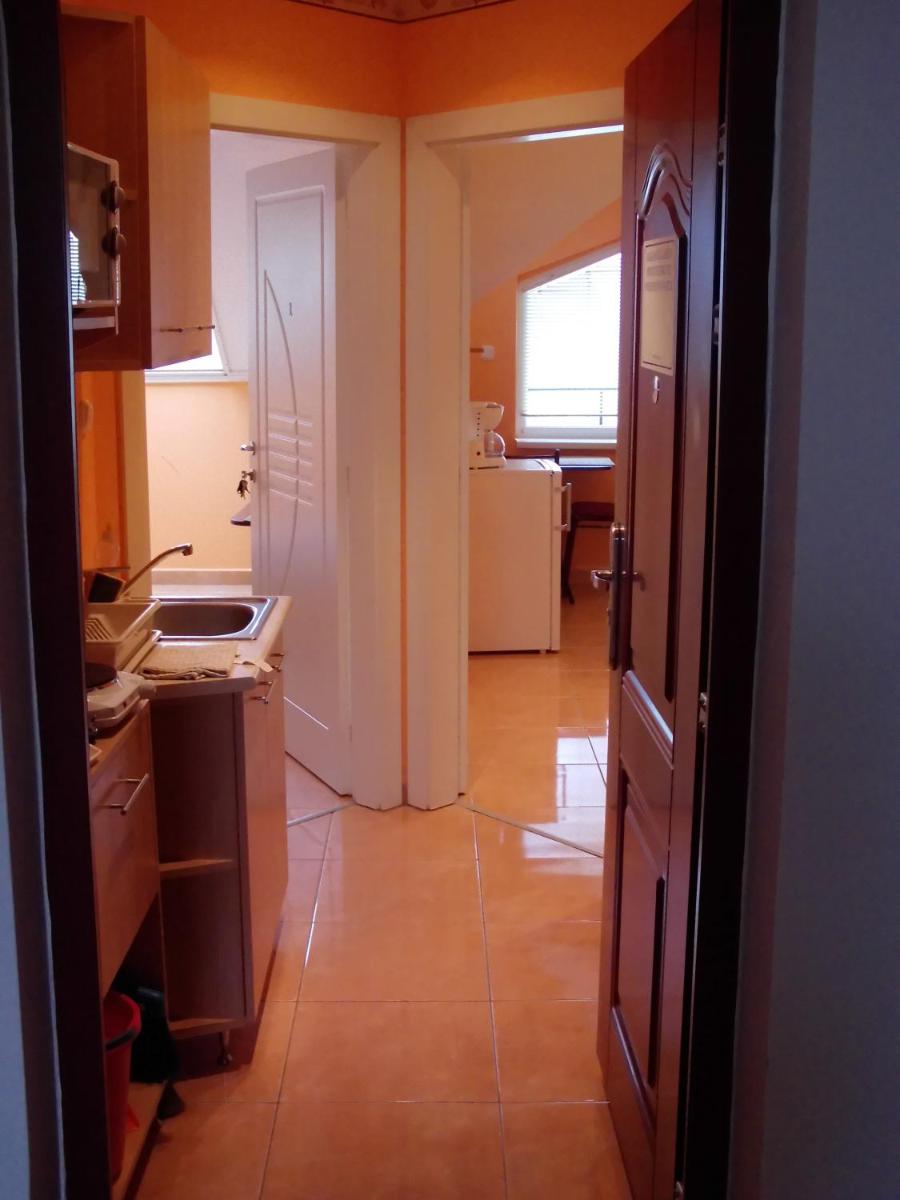 Cristian Apartman - Housity