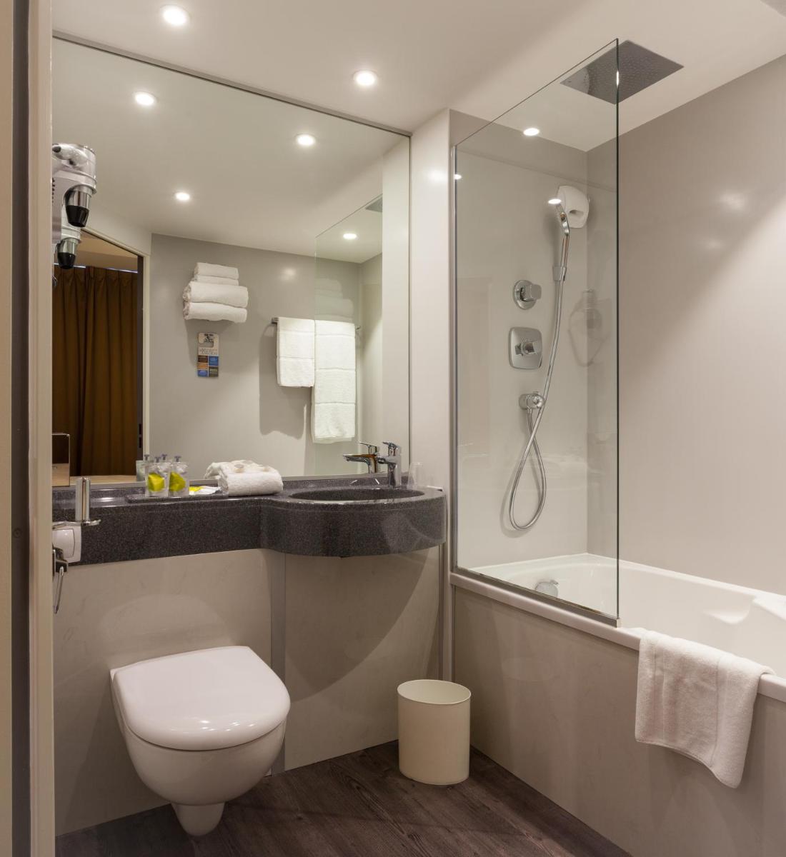 Hôtel Kyriad Rennes Centre Gare - Hizvo