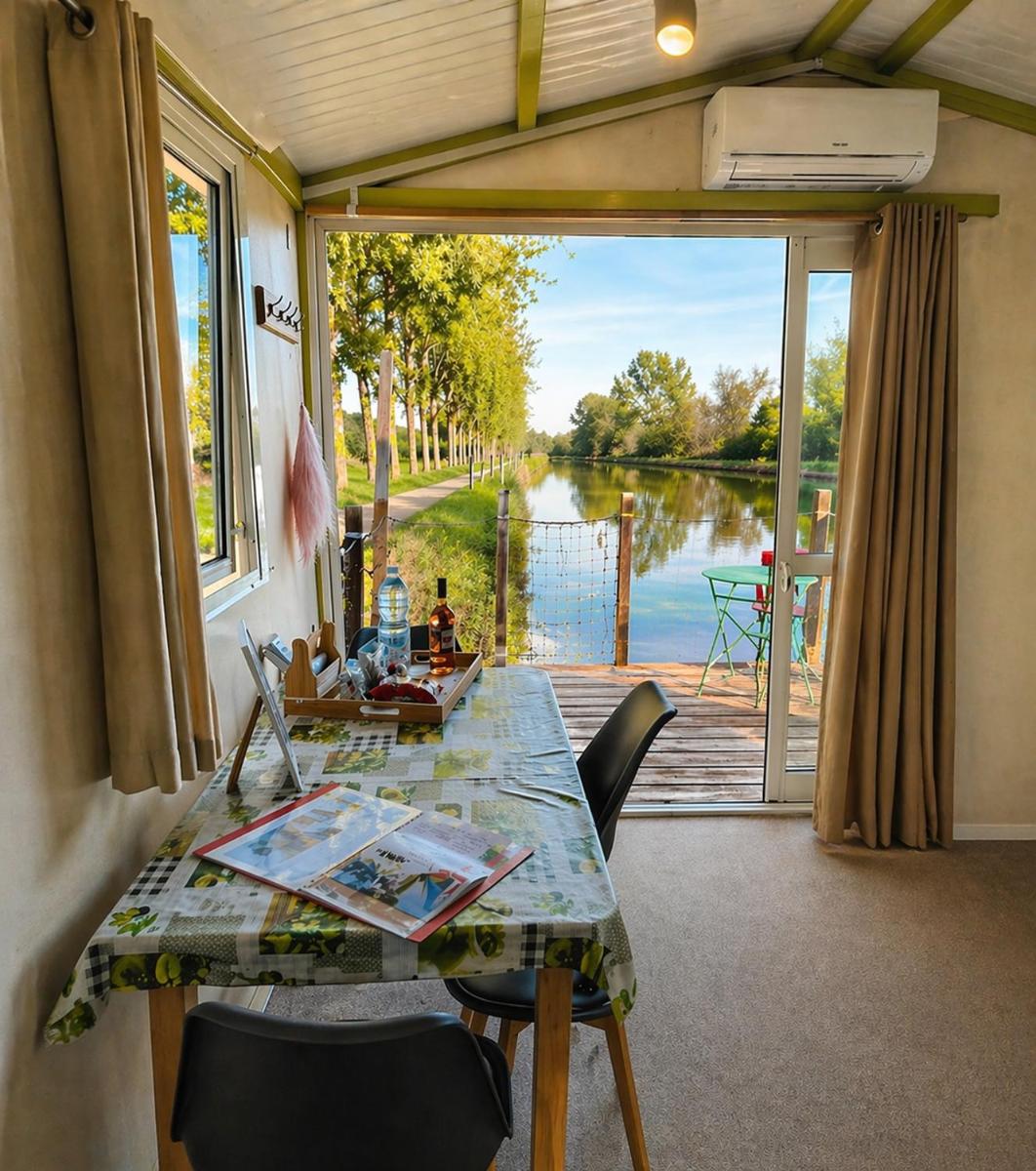 Cottage flottant Vintage supplément Jacuzzi privé - Housity