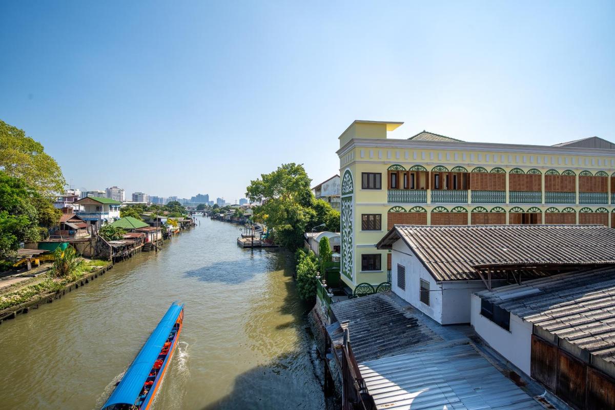 Bangluang Boutique Hotel nearby Wat Arun - Housity