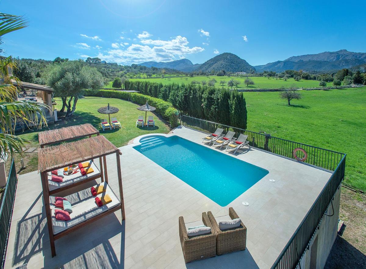 Owl Booking Villa Siquier - Luxury Retreat with Mountain Views - Housity