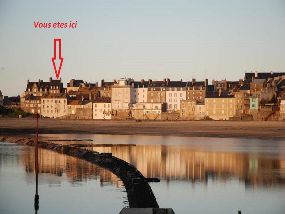 Appartement Saint Malo vue sur mer et sur intra muros, Ferry, plage et commerces à 50 m - Housity