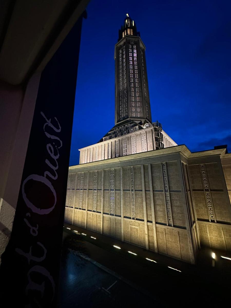 Photo de la galerie de l'établissement Hôtel Spa Vent d'Ouest, au Havre