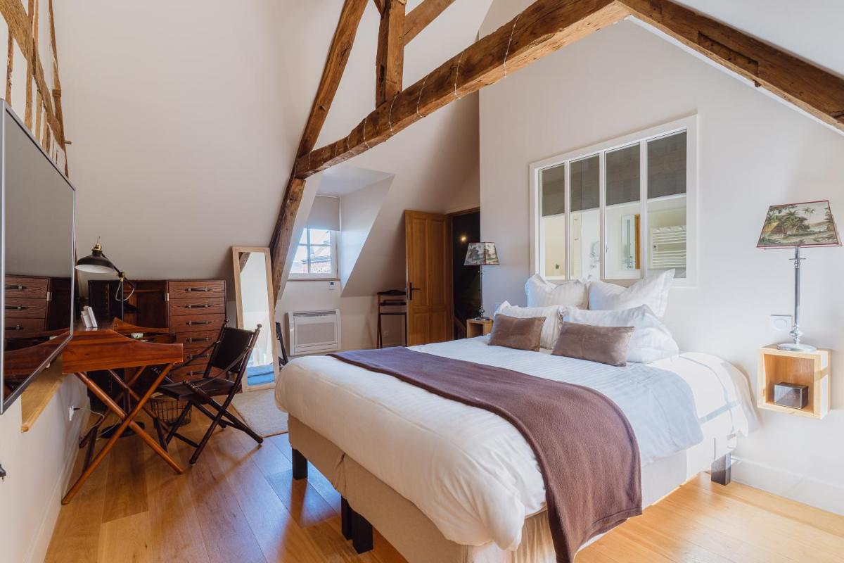La Maison de Pierre et Valérie St Leonard Honfleur - Housity