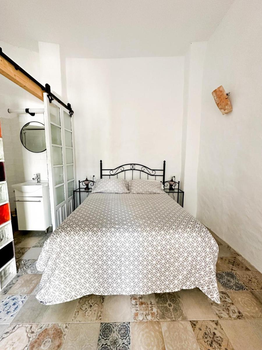 Ojalá... - Housity