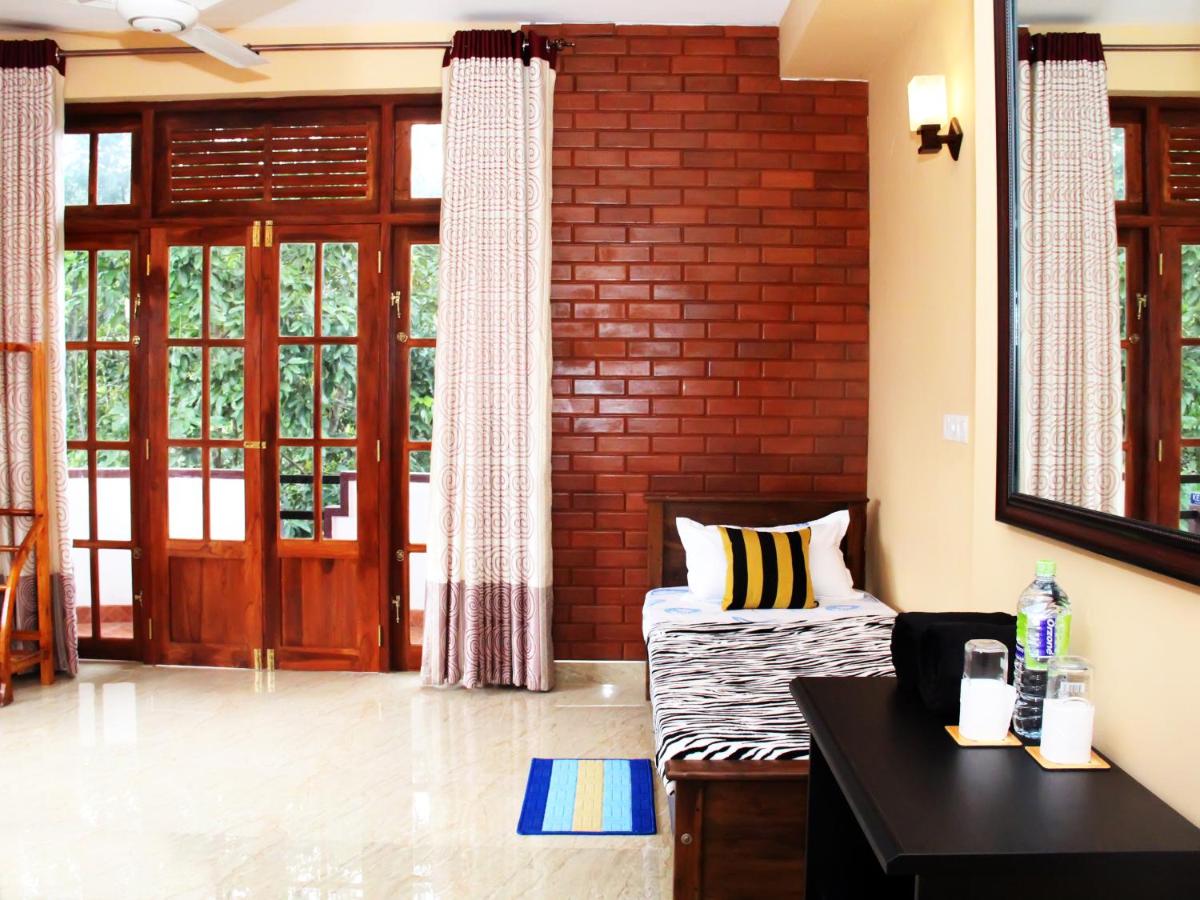 Club Villa - Housity
