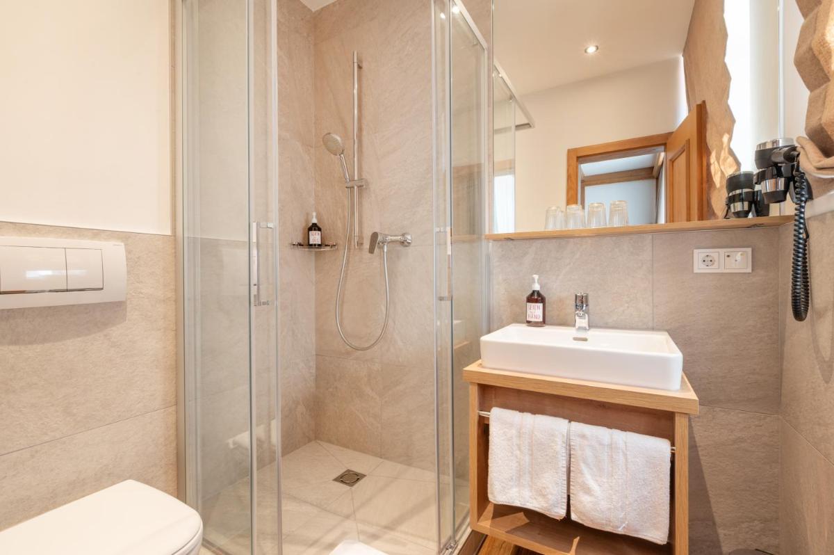 Gasthof-Hotel Dannerwirt - Housity